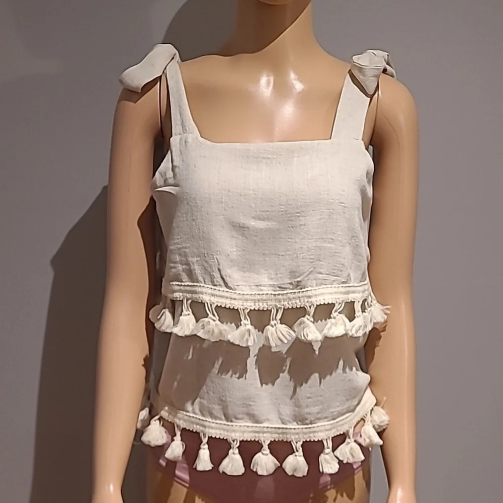 Olivaceous tassel tank size Small